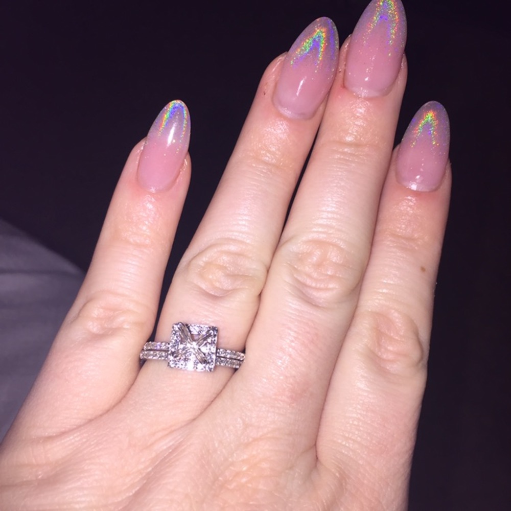 Diamond Ring Setting *Missing One Stone* - image 1